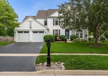 1456 Blue Heron, CRYSTAL LAKE, Illinois 60014, 4 Bedrooms Bedrooms, ,3 BathroomsBathrooms,House,For Sale,Blue Heron,202604383