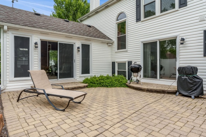 1456 Blue Heron, CRYSTAL LAKE, Illinois 60014, 4 Bedrooms Bedrooms, ,3 BathroomsBathrooms,House,For Sale,Blue Heron,202604383