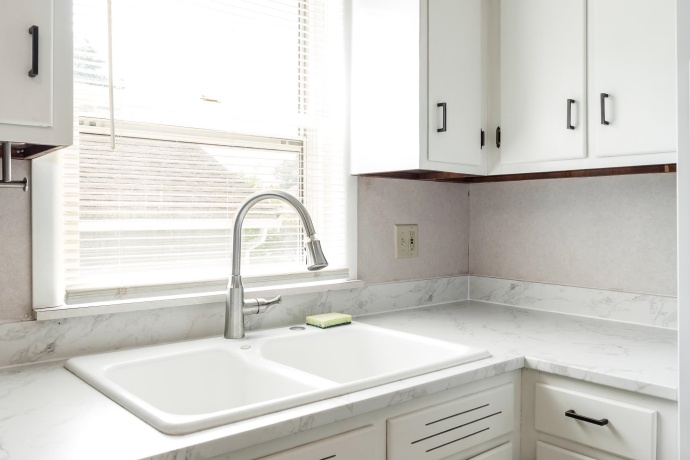 613 Napoleon, ROCKFORD, Illinois 61103, 2 Bedrooms Bedrooms, ,1 BathroomBathrooms,House,For Sale,Napoleon,202604385