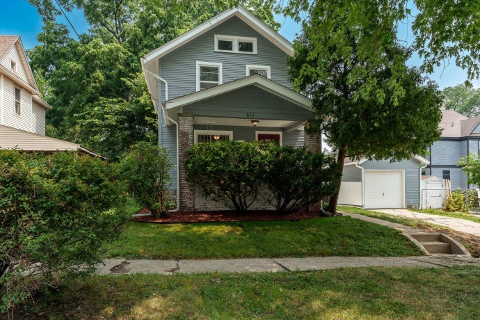 613 Napoleon, ROCKFORD, Illinois 61103, 2 Bedrooms Bedrooms, ,1 BathroomBathrooms,House,For Sale,Napoleon,202604385