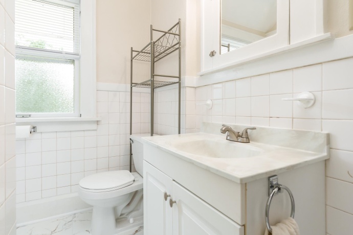 613 Napoleon, ROCKFORD, Illinois 61103, 2 Bedrooms Bedrooms, ,1 BathroomBathrooms,House,For Sale,Napoleon,202604385