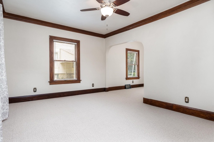 613 Napoleon, ROCKFORD, Illinois 61103, 2 Bedrooms Bedrooms, ,1 BathroomBathrooms,House,For Sale,Napoleon,202604385