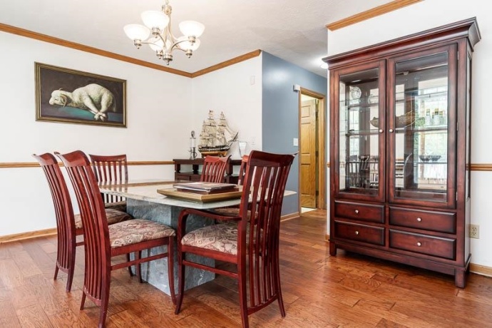 5316 Regents Park, ROCKFORD, Illinois 61107, 4 Bedrooms Bedrooms, ,2 BathroomsBathrooms,House,For Sale,Regents Park,202604387