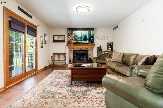 5316 Regents Park, ROCKFORD, Illinois 61107, 4 Bedrooms Bedrooms, ,2 BathroomsBathrooms,House,For Sale,Regents Park,202604387