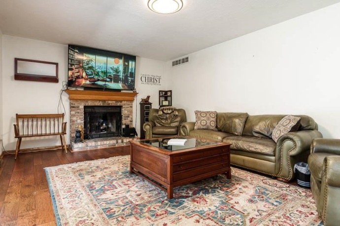 5316 Regents Park, ROCKFORD, Illinois 61107, 4 Bedrooms Bedrooms, ,2 BathroomsBathrooms,House,For Sale,Regents Park,202604387