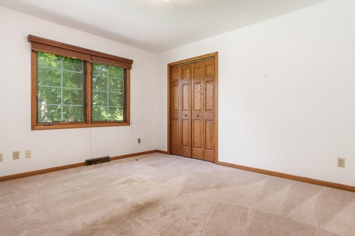 5316 Regents Park, ROCKFORD, Illinois 61107, 4 Bedrooms Bedrooms, ,2 BathroomsBathrooms,House,For Sale,Regents Park,202604387