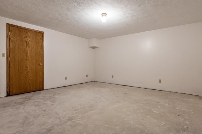 5316 Regents Park, ROCKFORD, Illinois 61107, 4 Bedrooms Bedrooms, ,2 BathroomsBathrooms,House,For Sale,Regents Park,202604387