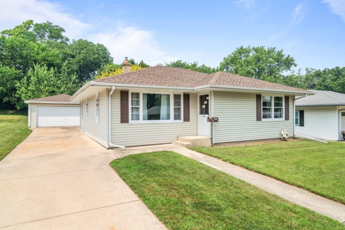 2327 Wisconsin, ROCKFORD, Illinois 61108, 3 Bedrooms Bedrooms, ,1 BathroomBathrooms,House,For Sale,Wisconsin,202604391