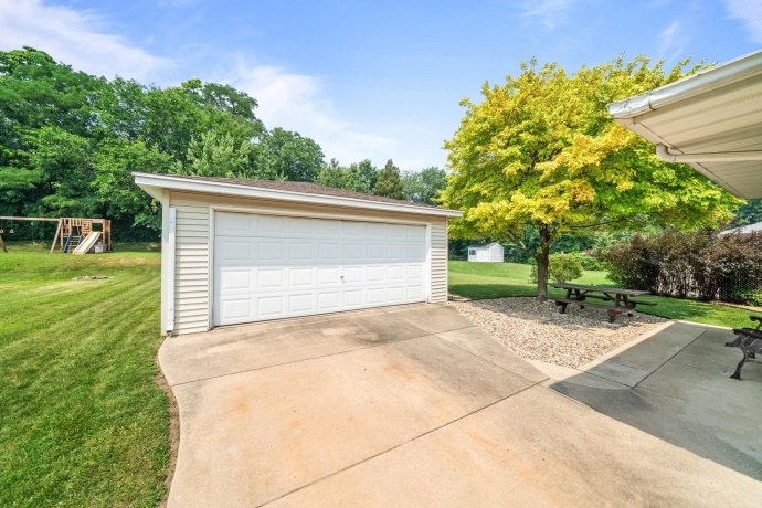 2327 Wisconsin, ROCKFORD, Illinois 61108, 3 Bedrooms Bedrooms, ,1 BathroomBathrooms,House,For Sale,Wisconsin,202604391