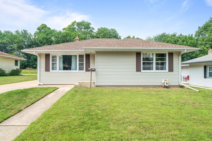 2327 Wisconsin, ROCKFORD, Illinois 61108, 3 Bedrooms Bedrooms, ,1 BathroomBathrooms,House,For Sale,Wisconsin,202604391