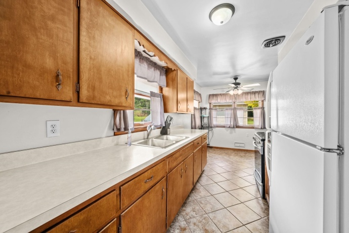 2327 Wisconsin, ROCKFORD, Illinois 61108, 3 Bedrooms Bedrooms, ,1 BathroomBathrooms,House,For Sale,Wisconsin,202604391