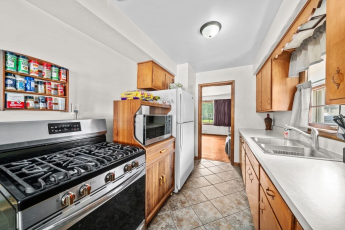 2327 Wisconsin, ROCKFORD, Illinois 61108, 3 Bedrooms Bedrooms, ,1 BathroomBathrooms,House,For Sale,Wisconsin,202604391