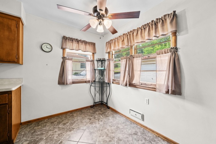 2327 Wisconsin, ROCKFORD, Illinois 61108, 3 Bedrooms Bedrooms, ,1 BathroomBathrooms,House,For Sale,Wisconsin,202604391
