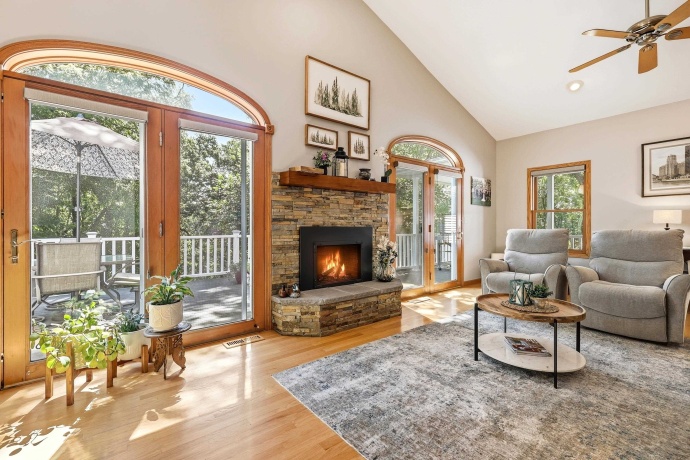 6A6 Hampton, APPLE RIVER, Illinois 61001, 6 Bedrooms Bedrooms, ,3 BathroomsBathrooms,House,For Sale,Hampton,202604393