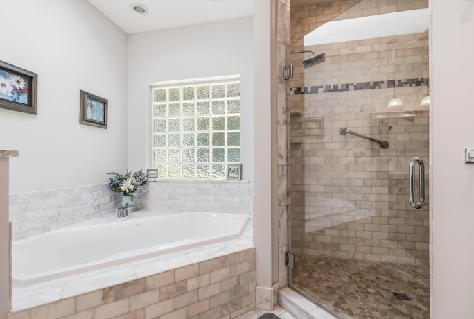 6A6 Hampton, APPLE RIVER, Illinois 61001, 6 Bedrooms Bedrooms, ,3 BathroomsBathrooms,House,For Sale,Hampton,202604393