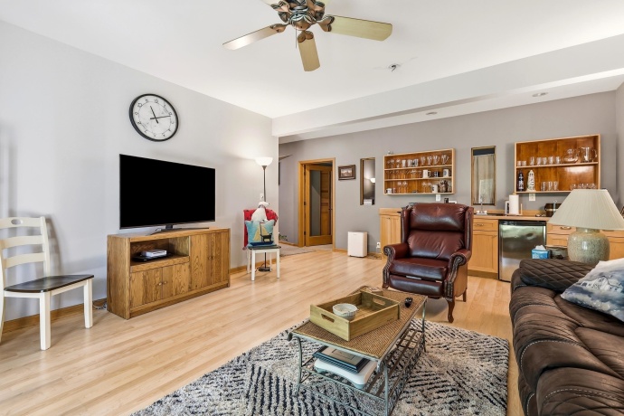 6A6 Hampton, APPLE RIVER, Illinois 61001, 6 Bedrooms Bedrooms, ,3 BathroomsBathrooms,House,For Sale,Hampton,202604393