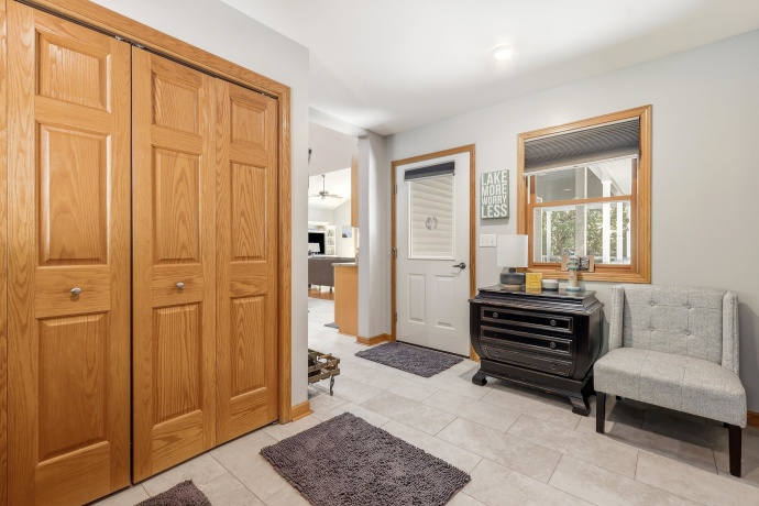 6A6 Hampton, APPLE RIVER, Illinois 61001, 6 Bedrooms Bedrooms, ,3 BathroomsBathrooms,House,For Sale,Hampton,202604393