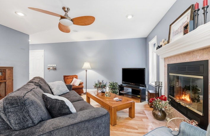 6A6 Hampton, APPLE RIVER, Illinois 61001, 6 Bedrooms Bedrooms, ,3 BathroomsBathrooms,House,For Sale,Hampton,202604393