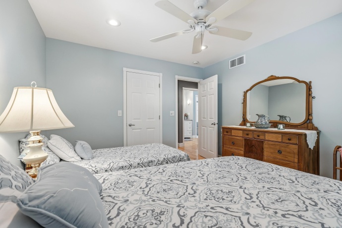6A6 Hampton, APPLE RIVER, Illinois 61001, 6 Bedrooms Bedrooms, ,3 BathroomsBathrooms,House,For Sale,Hampton,202604393