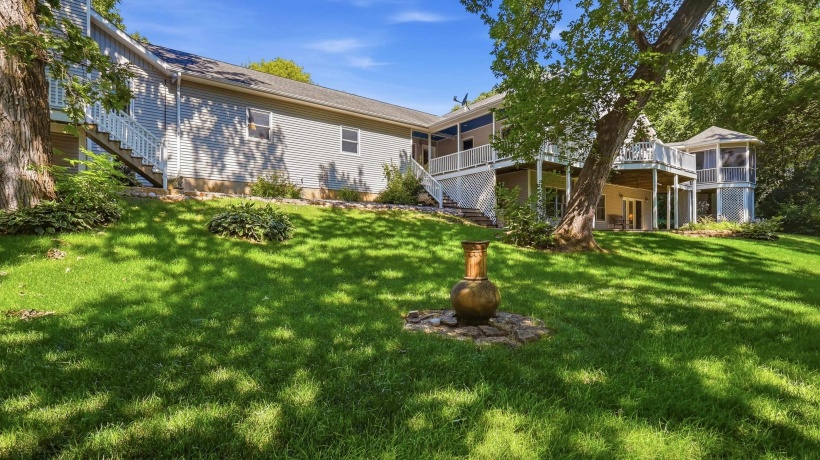6A6 Hampton, APPLE RIVER, Illinois 61001, 6 Bedrooms Bedrooms, ,3 BathroomsBathrooms,House,For Sale,Hampton,202604393