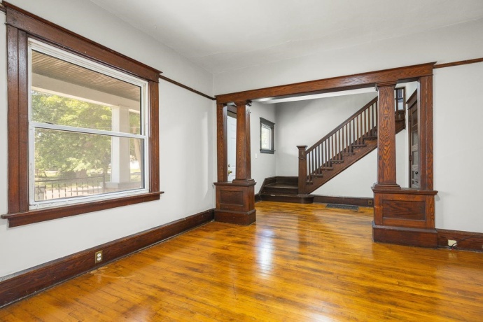 1706 8th, ROCKFORD, Illinois 61104, 3 Bedrooms Bedrooms, ,1 BathroomBathrooms,House,For Sale,8th,202604394