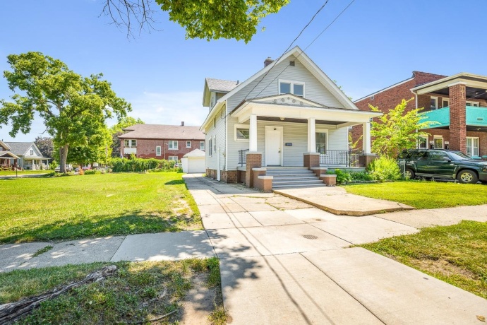 1706 8th, ROCKFORD, Illinois 61104, 3 Bedrooms Bedrooms, ,1 BathroomBathrooms,House,For Sale,8th,202604394