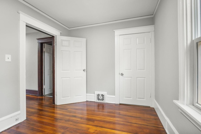 1706 8th, ROCKFORD, Illinois 61104, 3 Bedrooms Bedrooms, ,1 BathroomBathrooms,House,For Sale,8th,202604394
