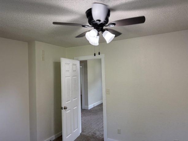 3820-3824 Sandy Hollow, ROCKFORD, Illinois 61109, ,2 Units,For Sale,Sandy Hollow,202604400