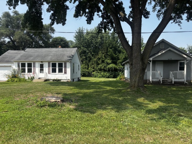 3820-3824 Sandy Hollow, ROCKFORD, Illinois 61109, ,2 Units,For Sale,Sandy Hollow,202604400
