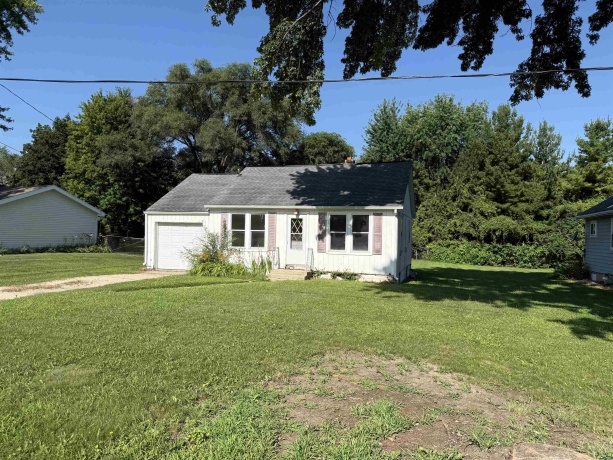 3820-3824 Sandy Hollow, ROCKFORD, Illinois 61109, ,2 Units,For Sale,Sandy Hollow,202604400