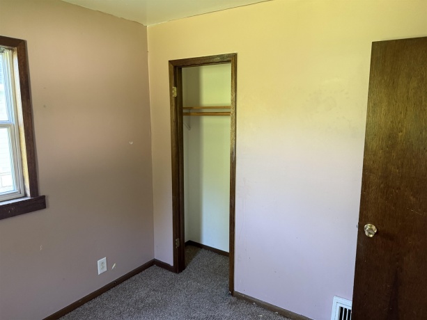 3820-3824 Sandy Hollow, ROCKFORD, Illinois 61109, ,2 Units,For Sale,Sandy Hollow,202604400