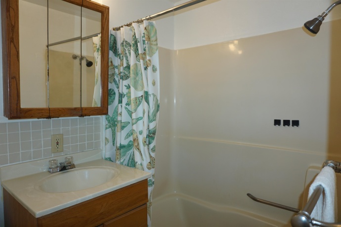 2841 10th, ROCKFORD, Illinois 61109, 2 Bedrooms Bedrooms, ,1 BathroomBathrooms,House,For Sale,10th,202604398