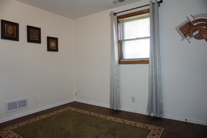 2841 10th, ROCKFORD, Illinois 61109, 2 Bedrooms Bedrooms, ,1 BathroomBathrooms,House,For Sale,10th,202604398