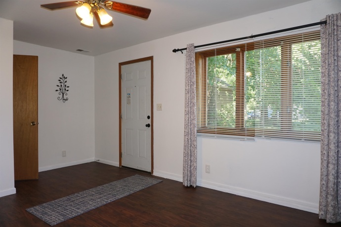 2841 10th, ROCKFORD, Illinois 61109, 2 Bedrooms Bedrooms, ,1 BathroomBathrooms,House,For Sale,10th,202604398