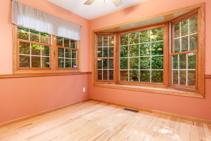203 ULSTER, CHERRY VALLEY, Illinois 61016, 4 Bedrooms Bedrooms, ,3 BathroomsBathrooms,House,For Sale,ULSTER,202604401