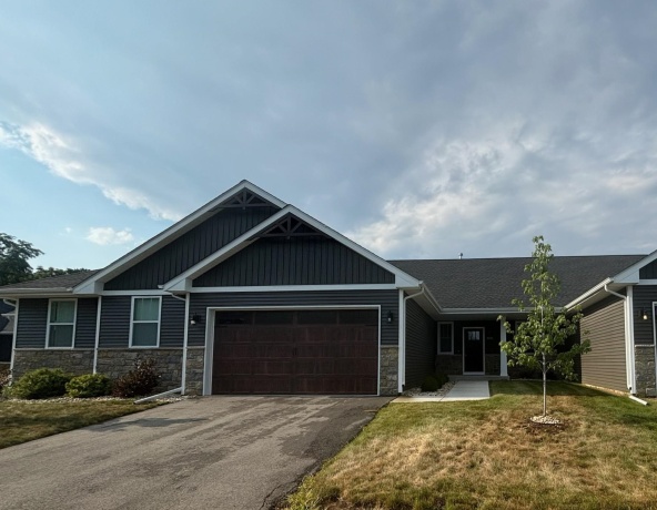 3456 Bell School, ROCKFORD, Illinois 61114, 3 Bedrooms Bedrooms, ,2 BathroomsBathrooms,Condominium,For Sale,Bell School,202604403
