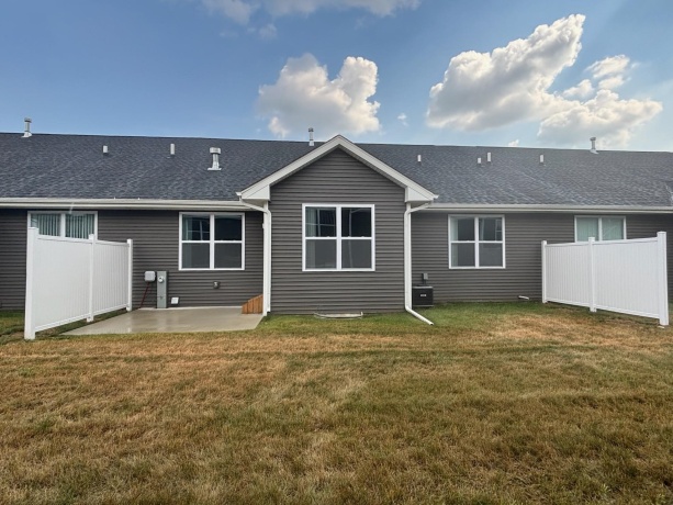 3456 Bell School, ROCKFORD, Illinois 61114, 3 Bedrooms Bedrooms, ,2 BathroomsBathrooms,Condominium,For Sale,Bell School,202604403