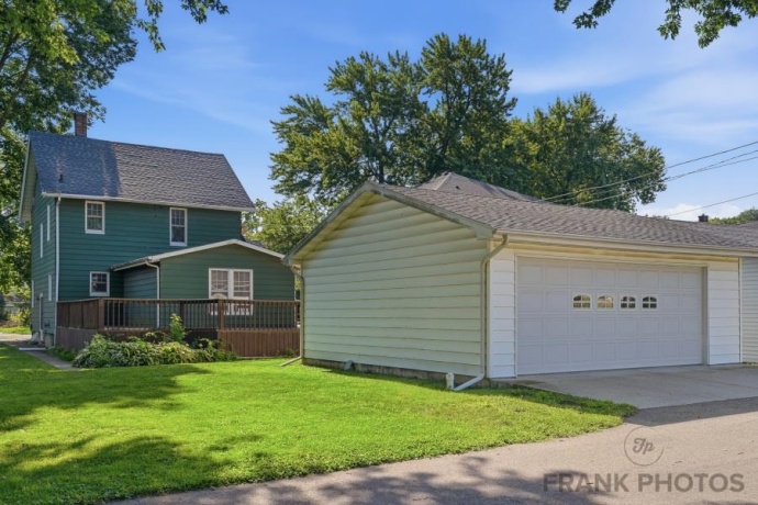 417 2nd, DIXON, Illinois 61021, 3 Bedrooms Bedrooms, ,2 BathroomsBathrooms,House,For Sale,2nd,202604405