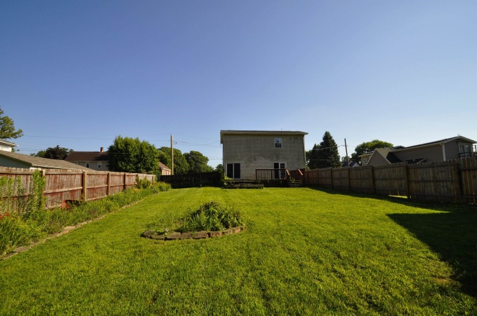 512 Bronson, Streator, Illinois 61364, 2 Bedrooms Bedrooms, ,1 BathroomBathrooms,House,For Sale,Bronson,202604409