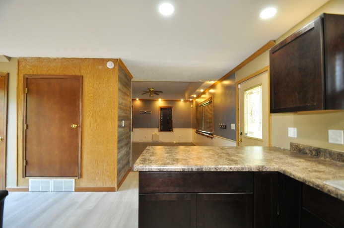 512 Bronson, Streator, Illinois 61364, 2 Bedrooms Bedrooms, ,1 BathroomBathrooms,House,For Sale,Bronson,202604409