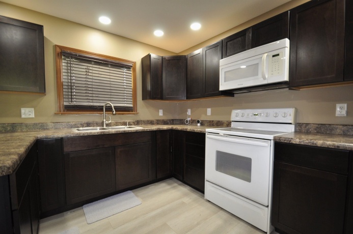 512 Bronson, Streator, Illinois 61364, 2 Bedrooms Bedrooms, ,1 BathroomBathrooms,House,For Sale,Bronson,202604409