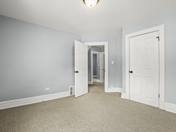 443 Hinkley Ave, ROCKFORD, Illinois 61101, 4 Bedrooms Bedrooms, ,1 BathroomBathrooms,House,For Sale,Hinkley Ave,202604413