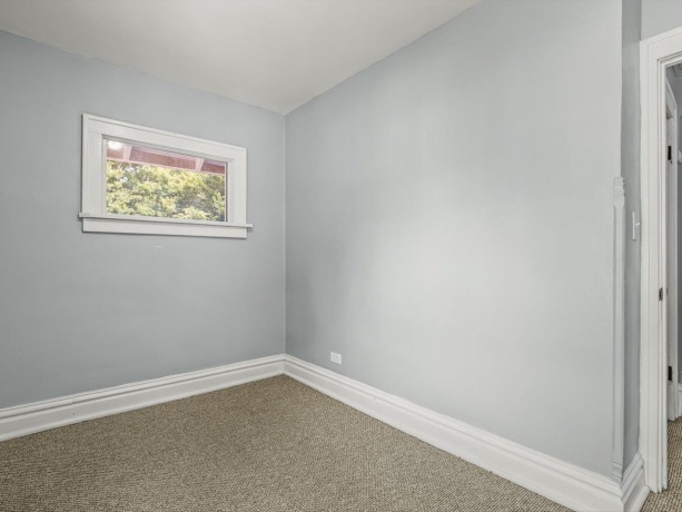 443 Hinkley Ave, ROCKFORD, Illinois 61101, 4 Bedrooms Bedrooms, ,1 BathroomBathrooms,House,For Sale,Hinkley Ave,202604413