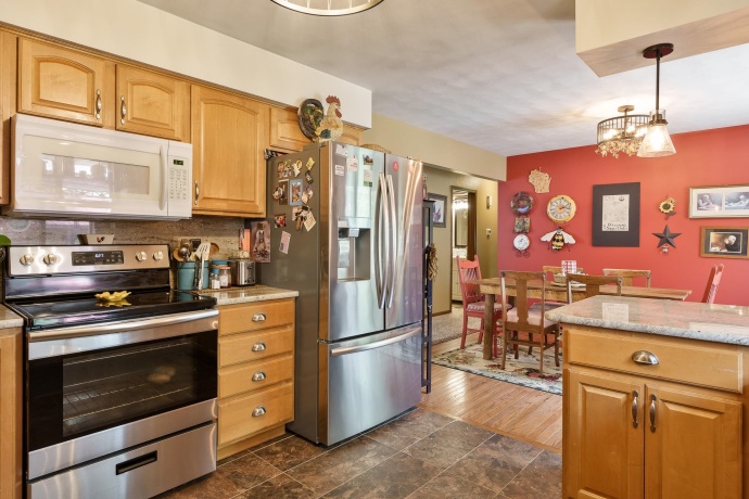 210 CENTER, ROCKTON, Illinois 61072, 2 Bedrooms Bedrooms, ,2 BathroomsBathrooms,House,For Sale,CENTER,202604207