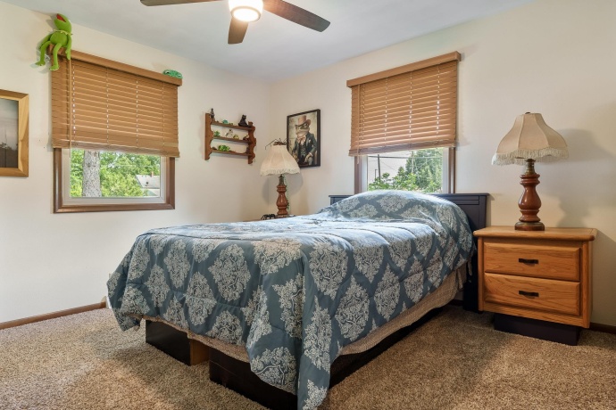 210 CENTER, ROCKTON, Illinois 61072, 2 Bedrooms Bedrooms, ,2 BathroomsBathrooms,House,For Sale,CENTER,202604207