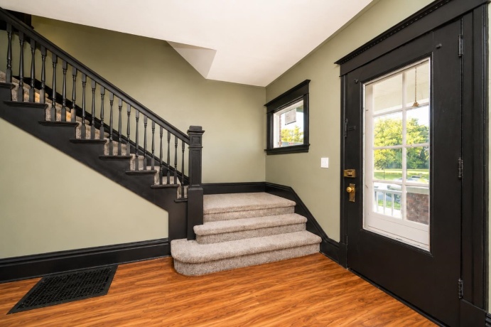 703 3rd, ROCKFORD, Illinois 61104, 4 Bedrooms Bedrooms, ,2 BathroomsBathrooms,House,For Sale,3rd,202604420