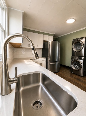 703 3rd, ROCKFORD, Illinois 61104, 4 Bedrooms Bedrooms, ,2 BathroomsBathrooms,House,For Sale,3rd,202604420