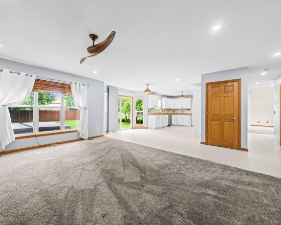 1017 Northwestern, DAVIS JUNCTION, Illinois 61020, 4 Bedrooms Bedrooms, ,2 BathroomsBathrooms,House,For Sale,Northwestern,202604068