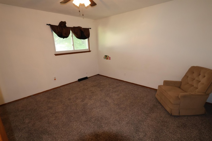 2015 Shelley, ROCKFORD, Illinois 61101, 3 Bedrooms Bedrooms, ,2 BathroomsBathrooms,House,For Sale,Shelley,202604428