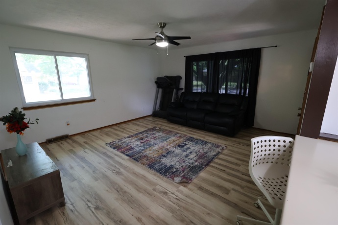 2015 Shelley, ROCKFORD, Illinois 61101, 3 Bedrooms Bedrooms, ,2 BathroomsBathrooms,House,For Sale,Shelley,202604428
